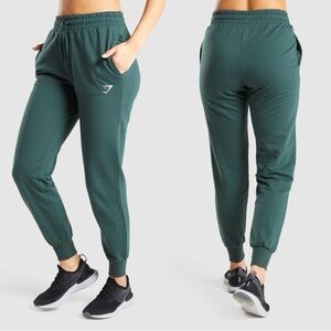 Dark Green Gymshark Women’s Training Joggers Athleticwear Athleisure